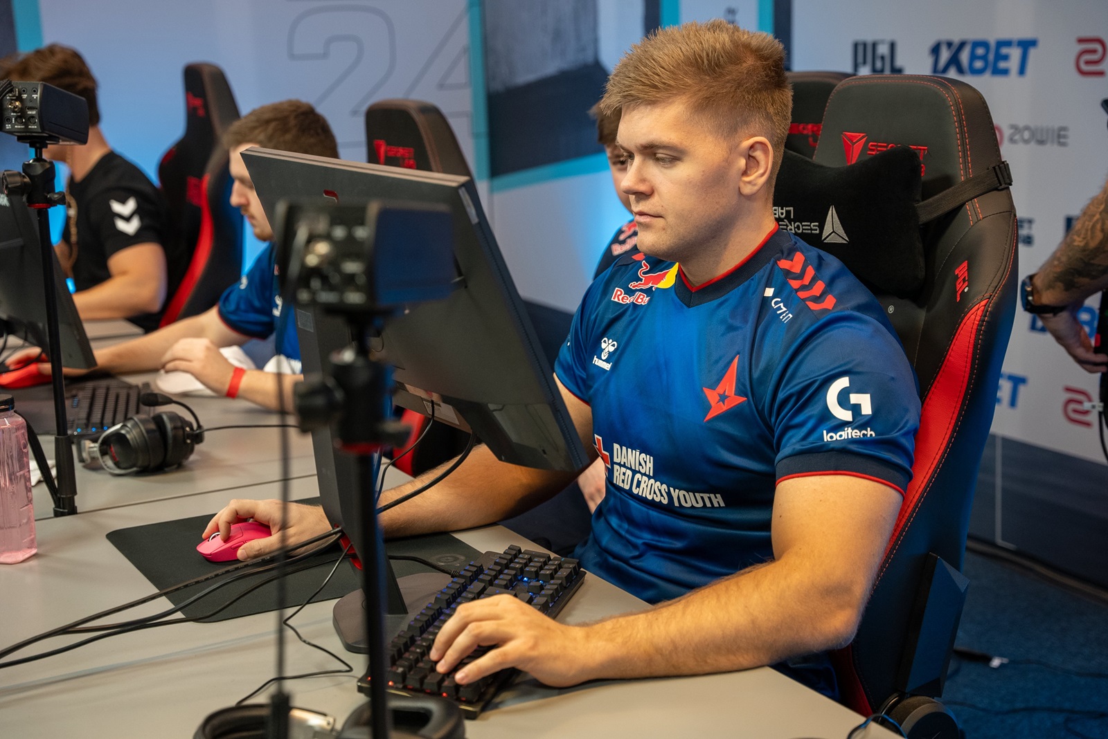 NAJNOVIJE VESTI - Astralis smenio BlameF-a 