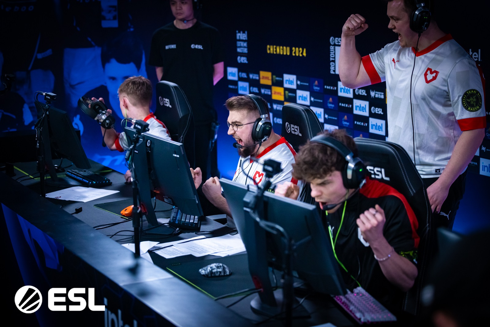 Astralis i MOUZ u polufinalu, G2 protiv Virtusa na startu plejofa